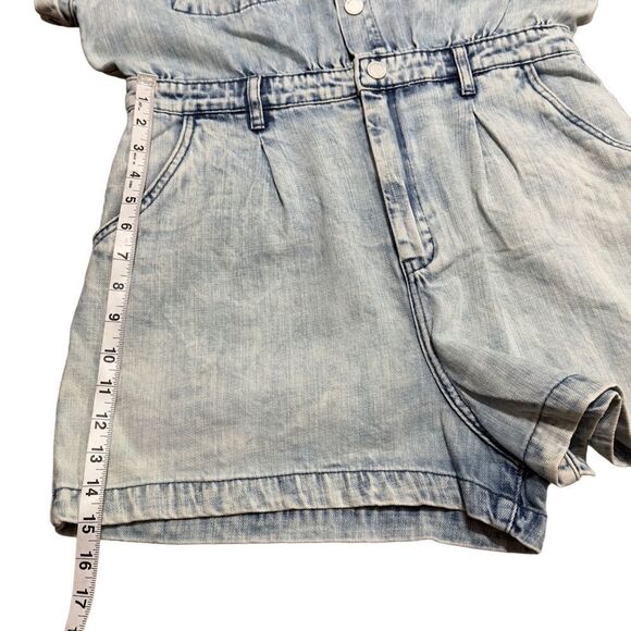 Blank NYC Light Wash Denim Short Sleeve Romper LARGE NWT - Picture 10 of 16